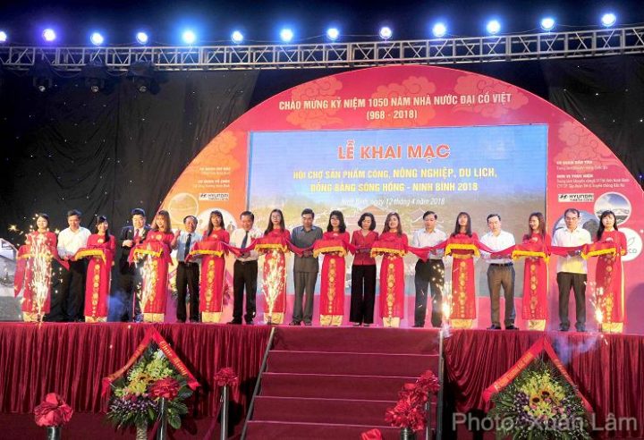 Quảng bá du lịch Ninh Bình tại Hội chợ sản phẩm công, nông nghiệp, du lịch Đồng bằng sông Hồng tại tỉnh Ninh Bình 2018